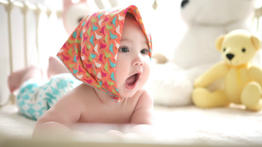 Cortar el frenillo a los bebés puede afectar negativamente a la lactancia