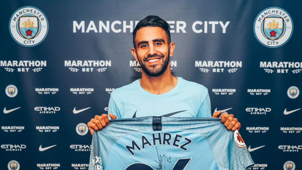 Mahrez, nuevo jugador del Manchester City. (mancity.com)