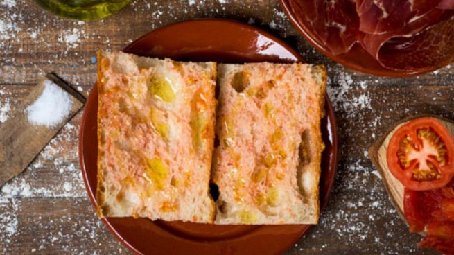 Pan con tomate: receta tradicional para un rico desayuno