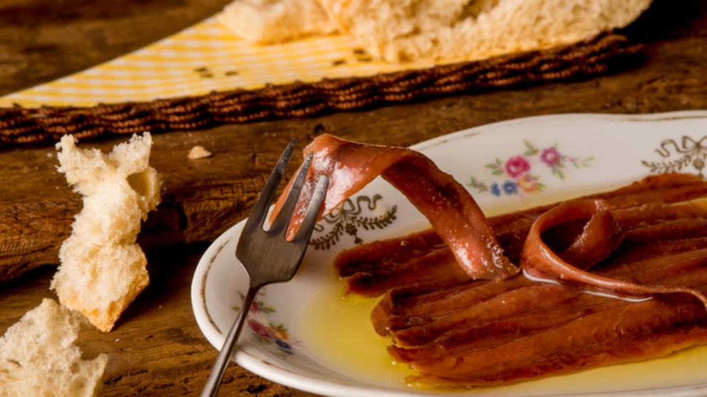 Receta de anchoas en salazón, con una elaboración tradicional