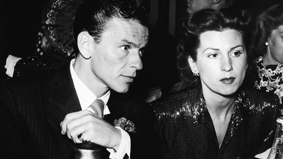 Frank y Nancy Sinatra en 1946. (Foto: Getty)