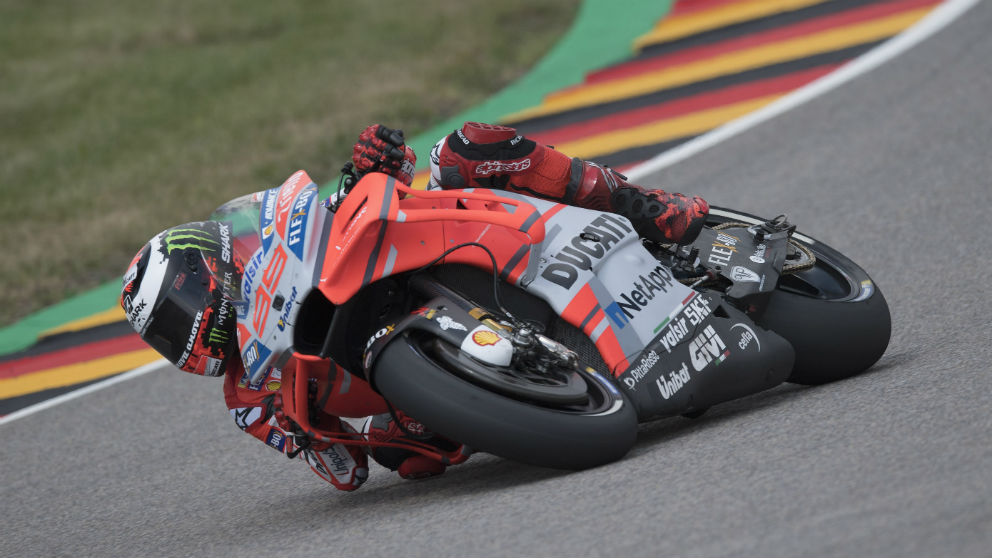 Jorge Lorenzo saldrá desde la pole en Aragón. (AFP)