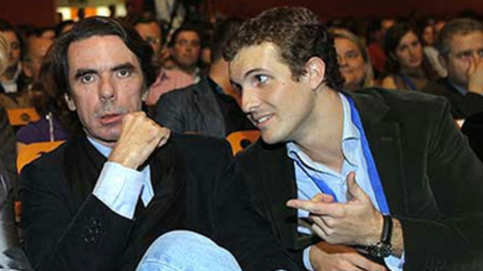 Pablo Casado y José María Aznar.