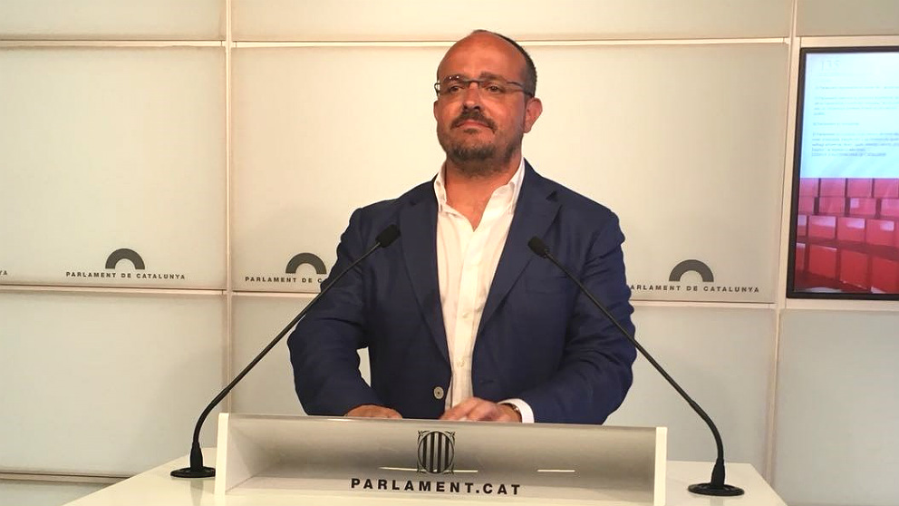 Alejandro Fernández, portavoz del PP en el Parlament de Cataluña. (EP)