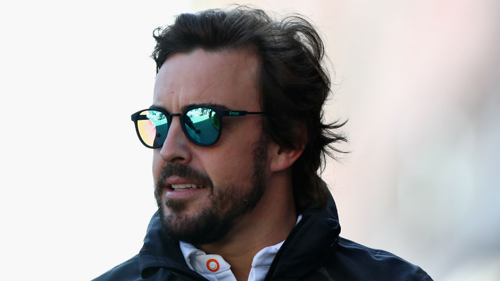 Fernando Alonso sigue apostando fuerte por el karting en China, en esta ocasión firmando un acuerdo que potenciará los entrenamientos de los pilotos en aquel país. (Getty)