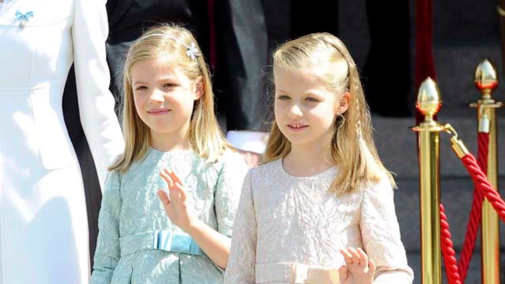 La princesa leonor y su hermana la infanta sofía con trenzas