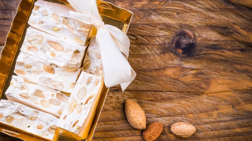 Receta de Turrón duro de almendras