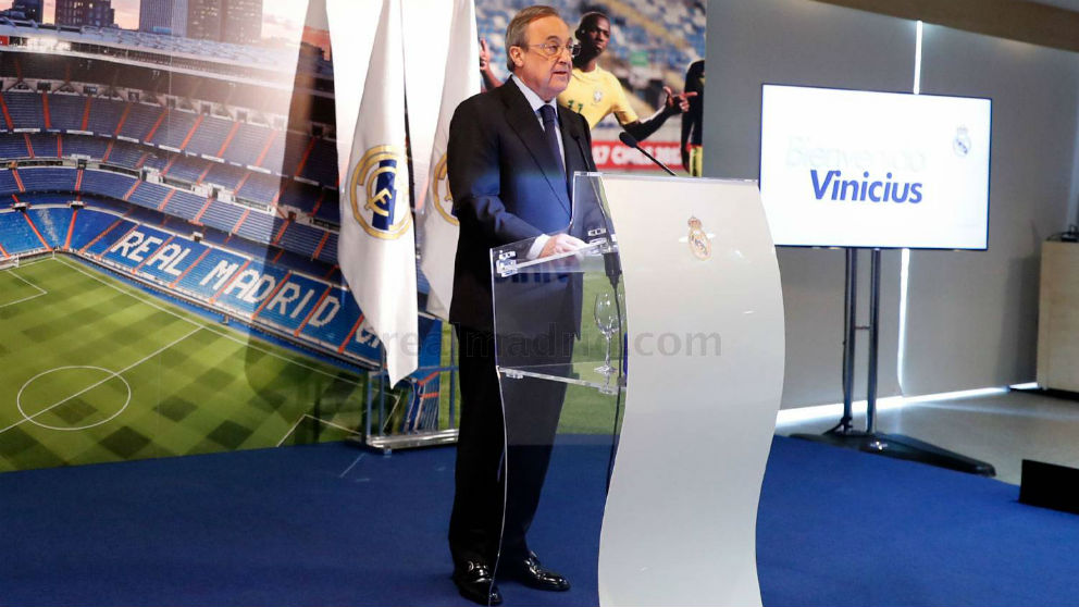 Florentino Pérez durante la presentación de Vinicius. (realmadrid.com)