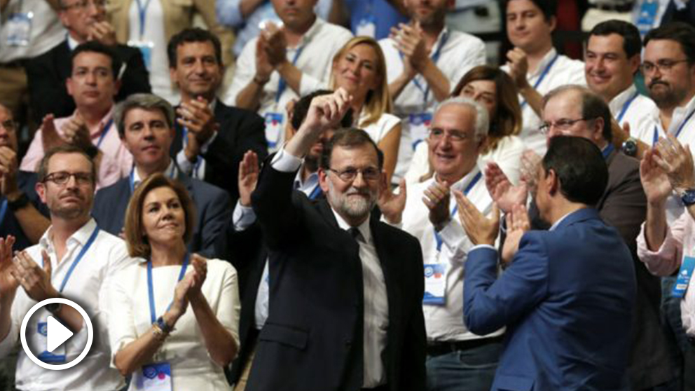 Mariano Rajoy, aclamado por el congreso que elige a su sucesor