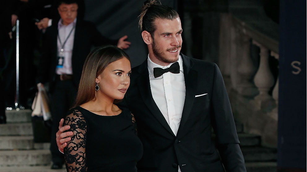 Gareth Bale y Emma Rhys-Jones en un acto. (Getty)