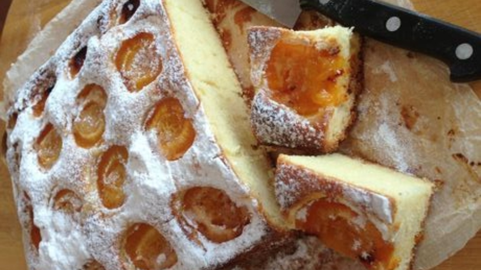 Receta de coca de albaricoque, un dulce tradicional muy sano