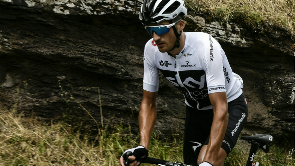 Moscon durante una etapa del Tour de Francia. (AFP)