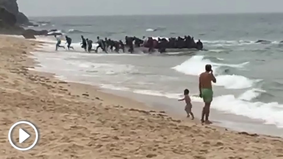 Patera en Zahara de los Atunes