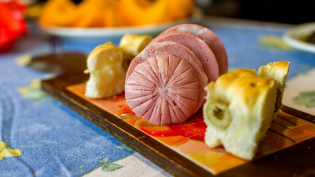 Receta de macarrones con guisantes y mortadela