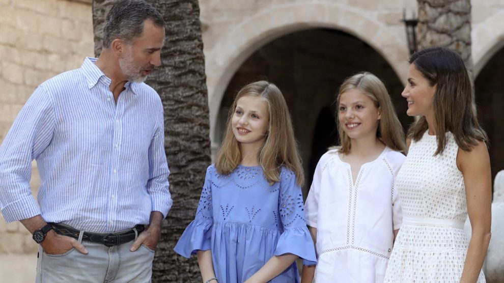 La Familia Real en la Almudaina (Foto: EFE)