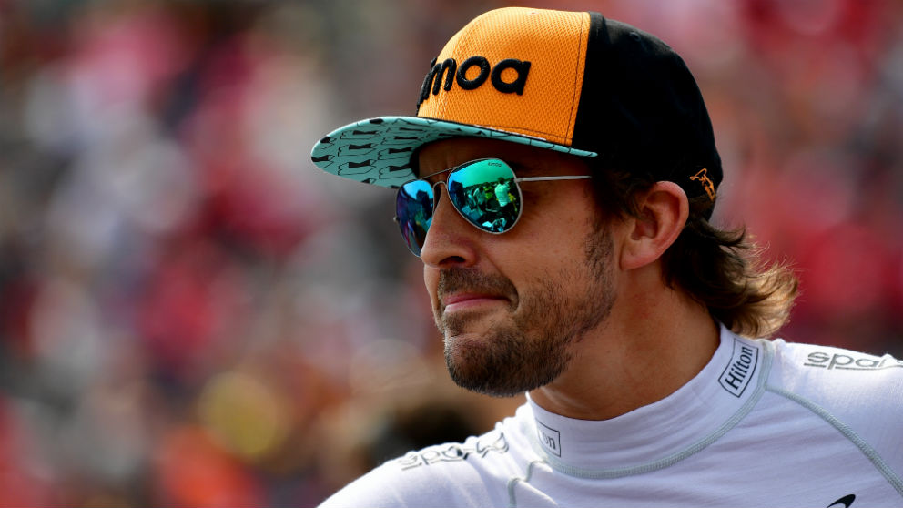 Fernando Alonso durante el GP de Hungría. (AFP)