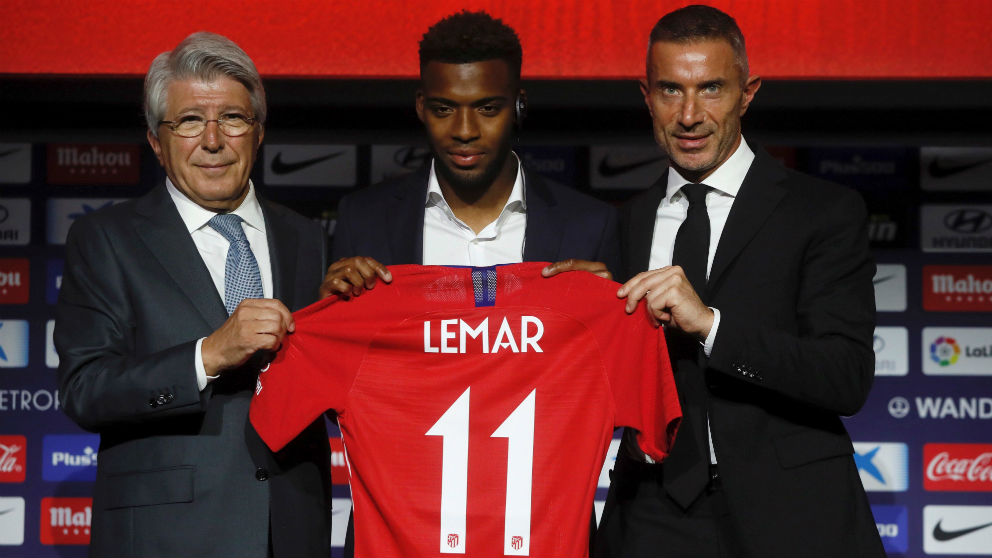 Lemar, en su presentación como jugador del Atlético. (EFE)