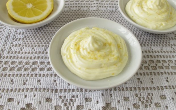 crema de limón con yogur