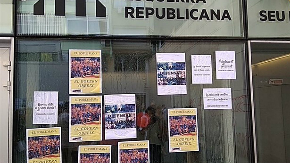 Así ha quedado la sede de ERC tras la marcha de los CDR a favor de la «desobediencia». (EP)