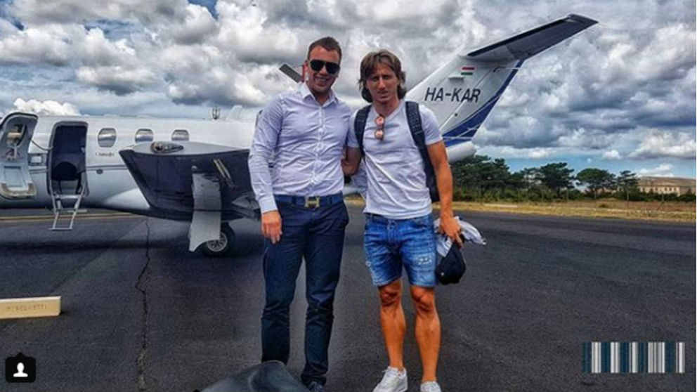 Luka Modric, tras regresar a Madrid de sus vacaciones. (@azimuthjett)