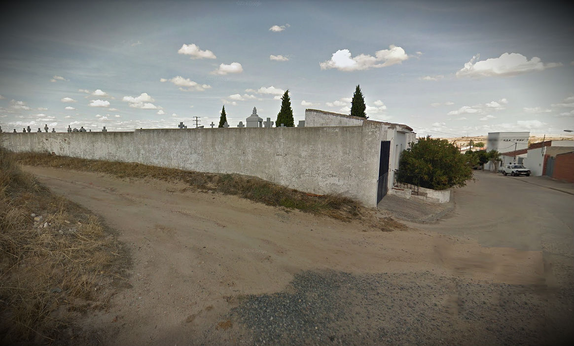 Cementerio en el camino de Fuensalida de Camarenilla (Toledo), donde se produjo el suceso.