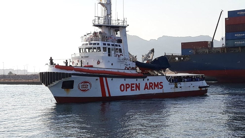 El buque ‘Open Arms’, en el puerto de Algeciras. (EP)