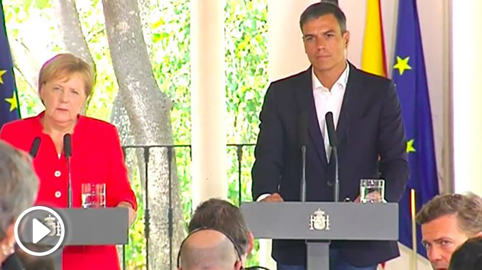 Angela Merkel y Pedro Sánchez, este sábado en Cádiz.
