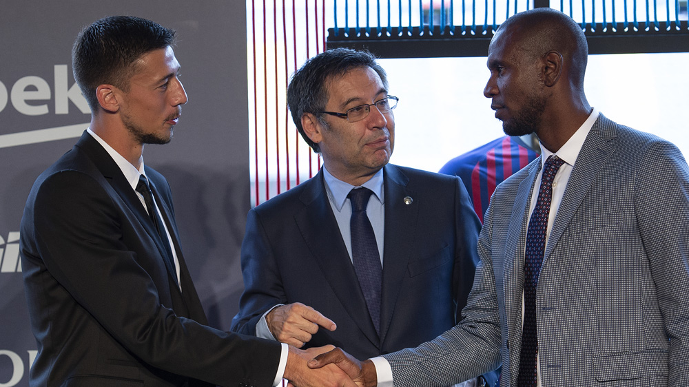 Bartomeu, con Abidal y Lenglet en la presentación del central.