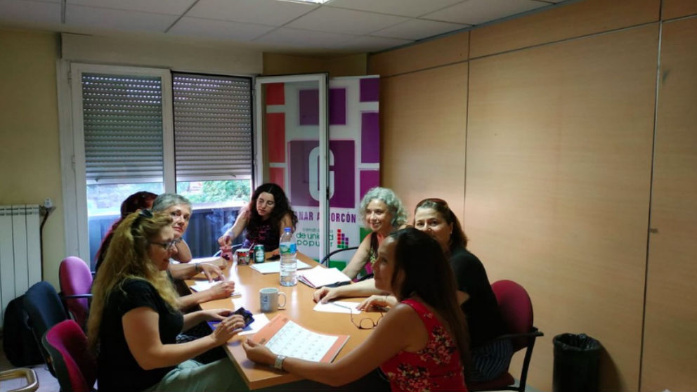 Reunión de miembros de ‘Ganemos Alcorcón’. Foto: Twitter.