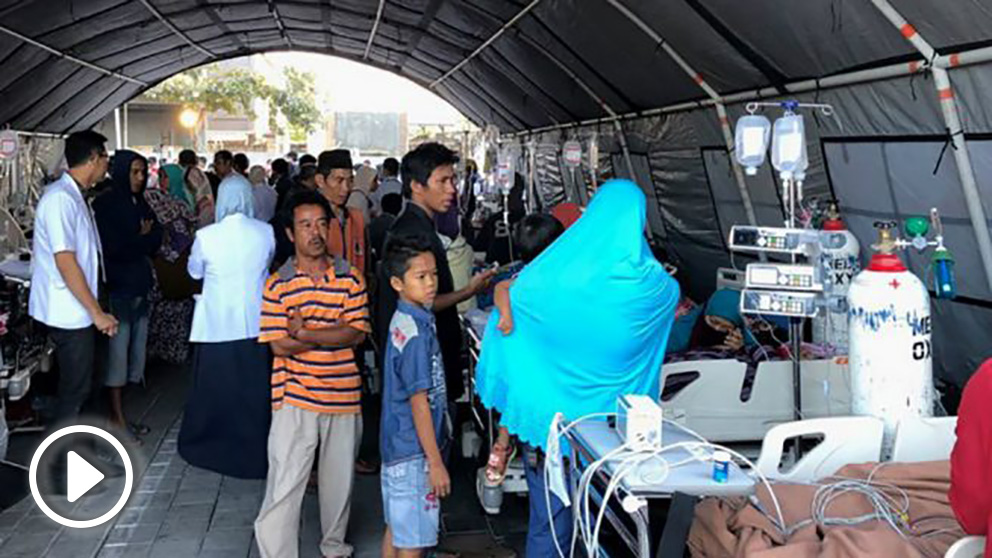 Afectados por el terremoto registrado en la costa de Lombok, Indonesia. Foto: AFP