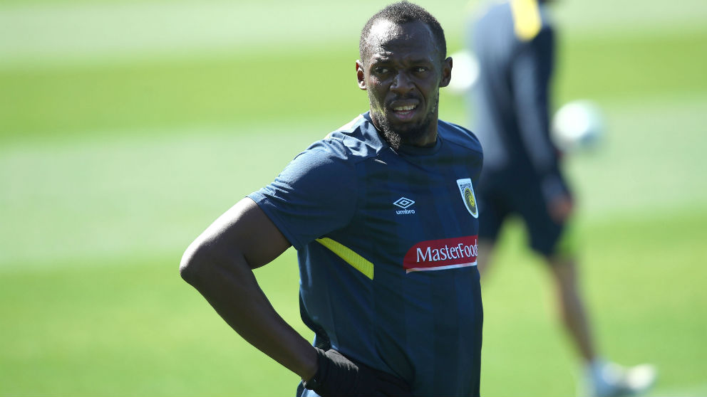 Usain Bolt, durante un entrenamiento con el Central Coast Mariners. (Getty)