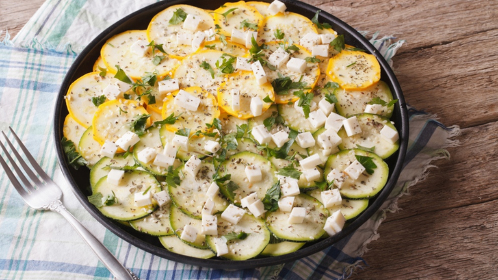 Receta de calabacines al limón, un entrante saludable y original