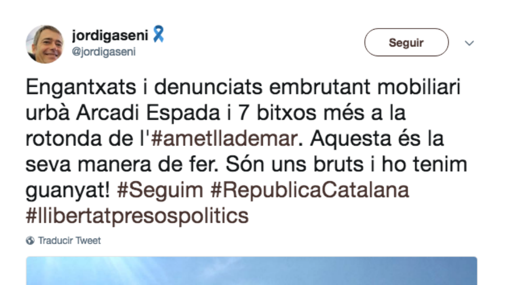 El alcalde de L’Ametlla de Mar, Jordi Gaseni (ERC), ha difundido la denuncia contra Arcadi Espada con este mensaje.