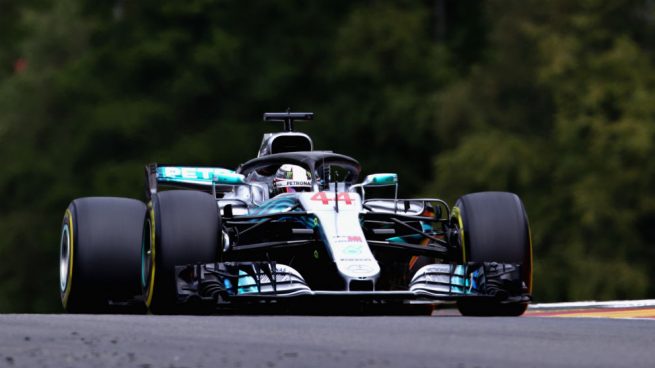 La lluvia ‘regala’ la pole a Hamilton en un nuevo fracaso de McLaren