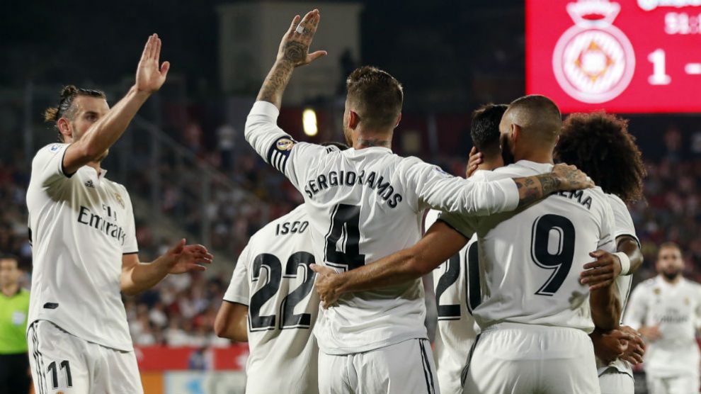 Los jugadores del Real Madrid celebran un gol al Girona. (AFP)