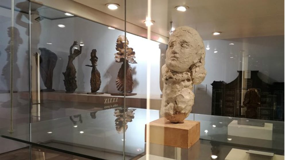 Busto en yeso ‘Retrato de Dora Maar’, obra de Pablo Picasso y Apel·les Fenosa. (Ayto. El Vendrell)