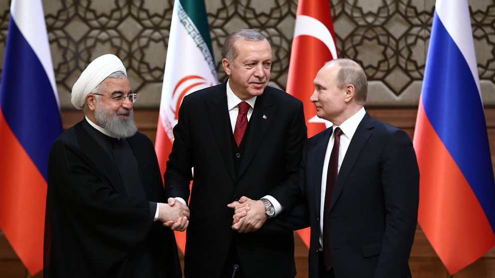 Hasan Rohani, Recep Tayyip Erdogan y Vladimir Putin, en su cumbre de Ankara. (Getty)