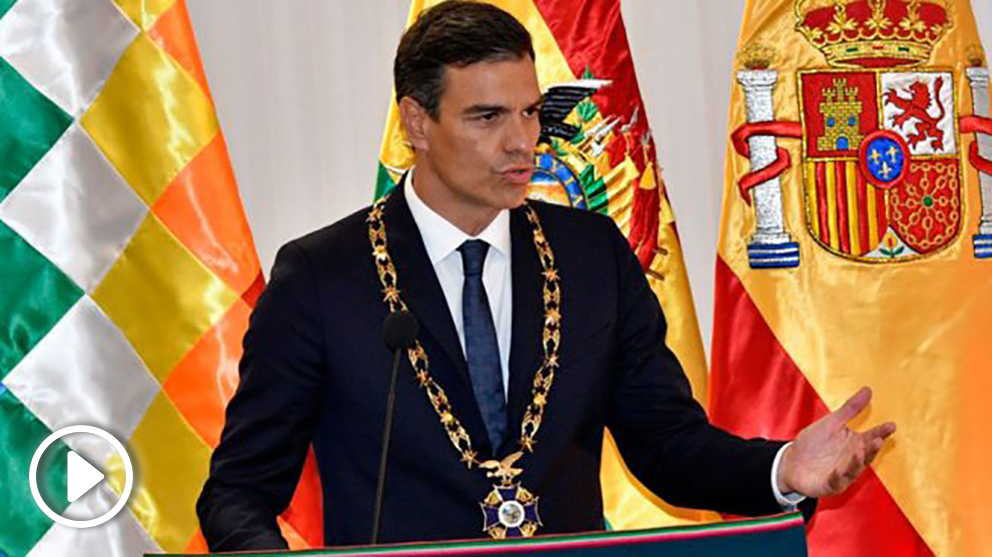 Pedro Sánchez durante una rueda de prensa tras su encuentro en Bolivia con su homólogo Evo Morales. Foto: AFP