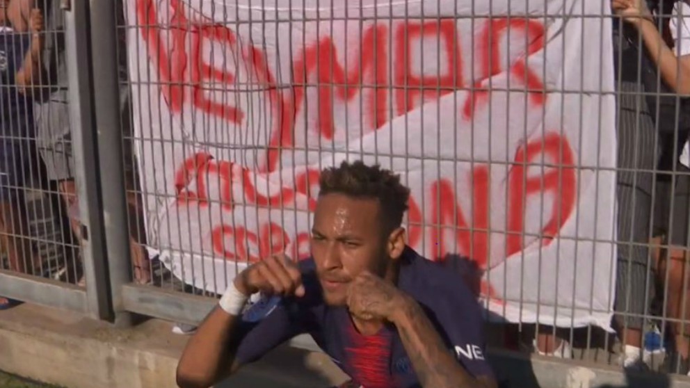 Neymar, tras anotar el primer gol del PSG.