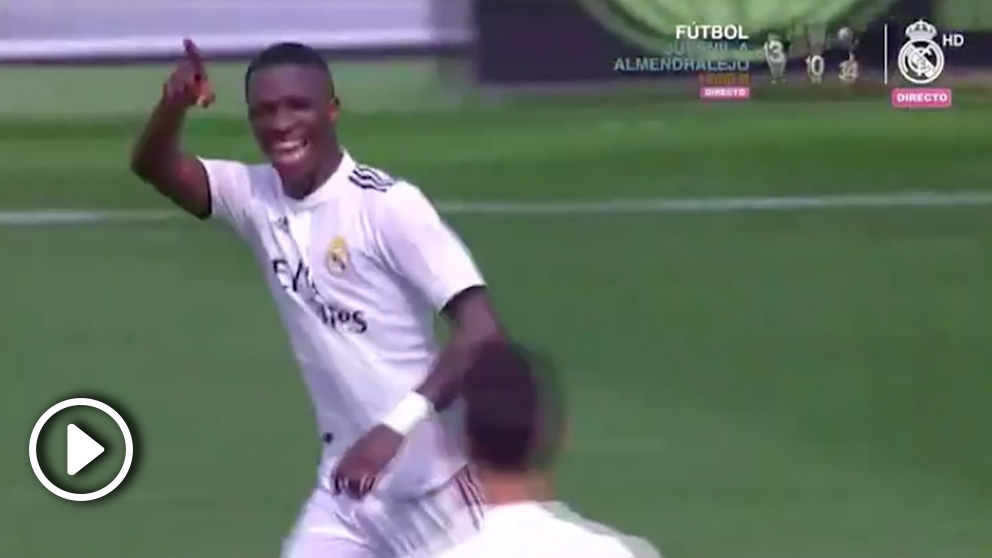 Vinicius celebra uno de sus dos goles al Atlético. (vídeo: Real Madrid TV)