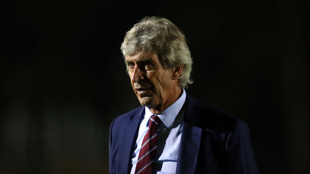 Manuel Pellegrini durante un partido de la presente temporada. (Getty)