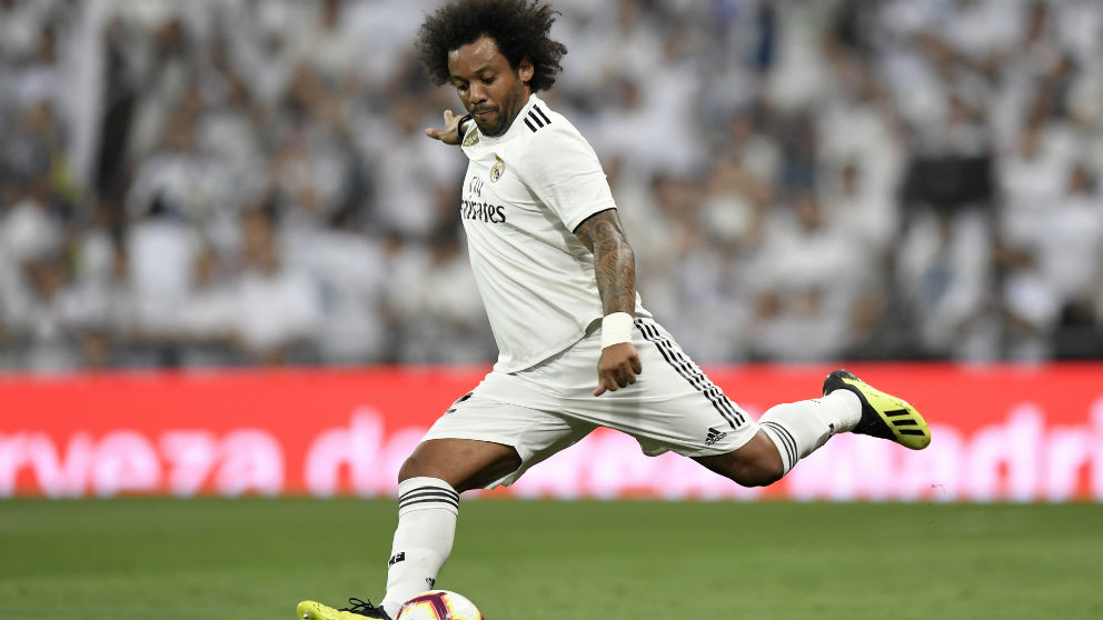 Marcelo, durante un partido con el Real Madrid. (AFP)