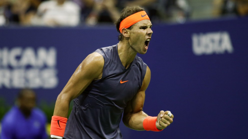 Nadal celebra un punto ante Thiem. (AFP)