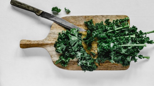 Receta de Kale salteado con ajo fácil de preparar