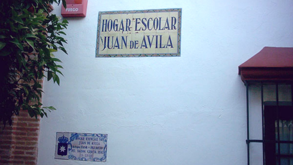 El desbordado Hogar Juan de Ávila, en Carmona, para menores.