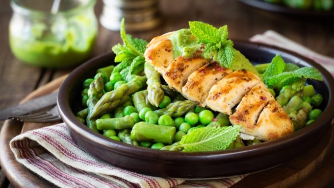 guisantes con pavo al cava