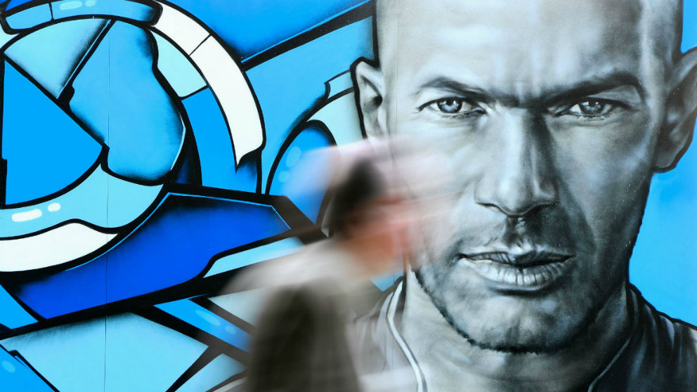 Un graffiti de Zidane en las calles de París. (Getty)
