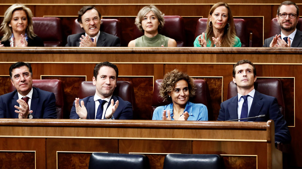 Bancada del Grupo Popular en el Congreso de los Diputados, con Pablo Casado al frente. (Foto. EFE)
