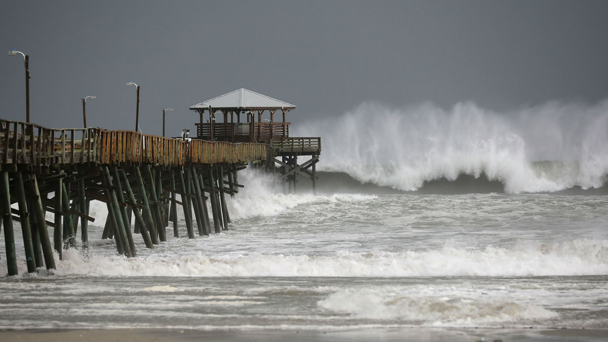 Florence, a punto de llegar a Carolina del Sur (AFP).