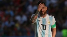 Leo Messi se lamenta después de quedar eliminado del Mundial. (Getty)